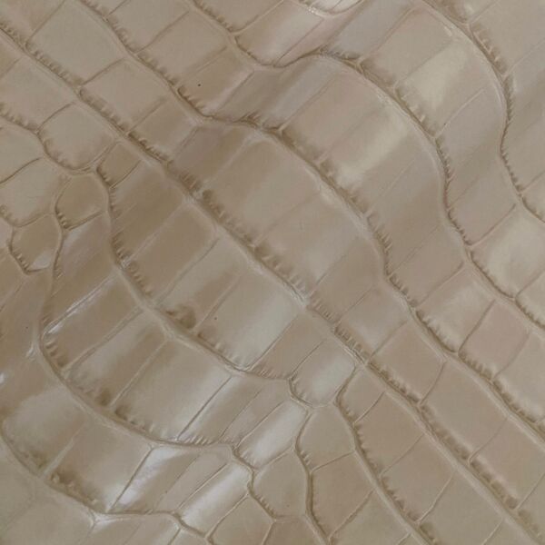 Shiny crocodile (belly) embossed half calfskin leather