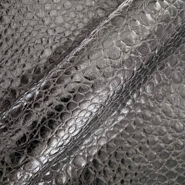 Shiny crocodile (side) embossed half calfskin leather