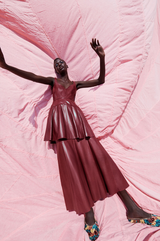  Ulla Johnson Resort S25 vestito in pelle borgogna