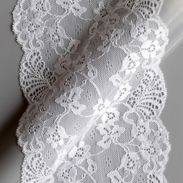 Graceful floral lace trim