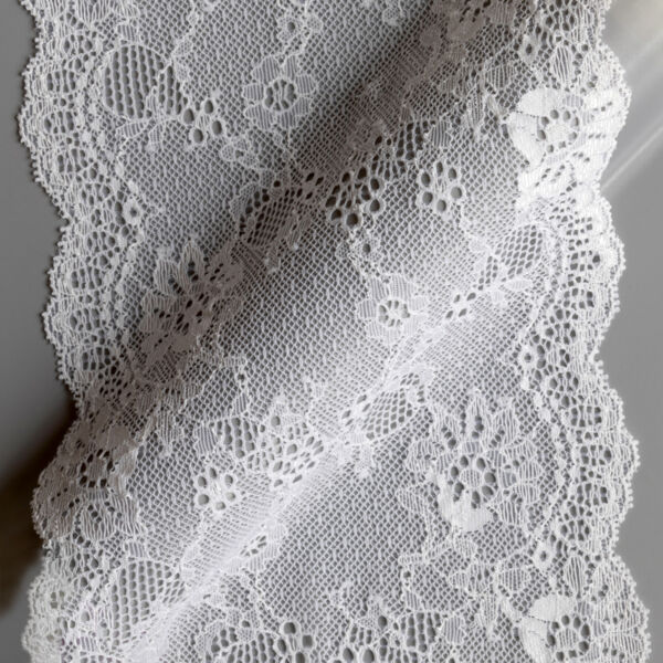 Elegant Lace trim