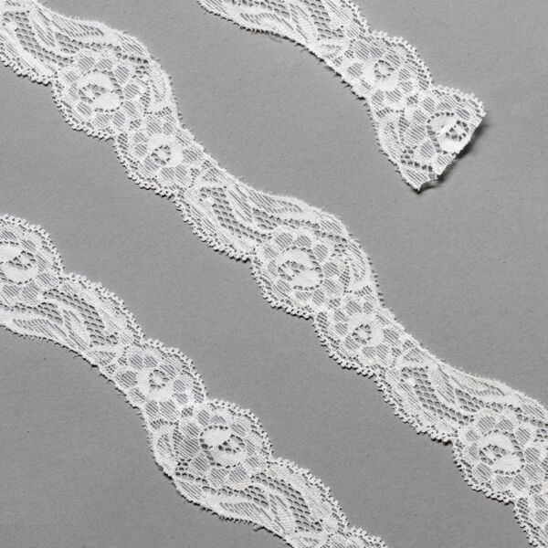 Floral lace trim