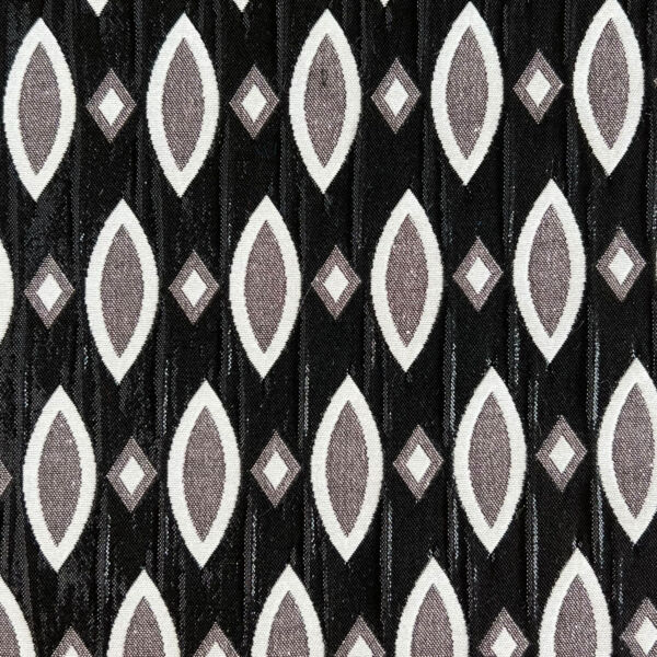 Geometric jacquard
