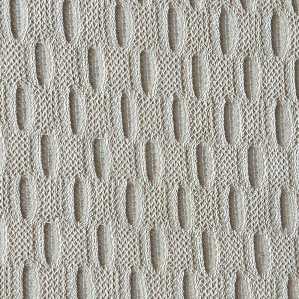 Knit geometric mesh