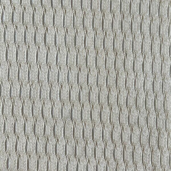 Knit geometric mesh